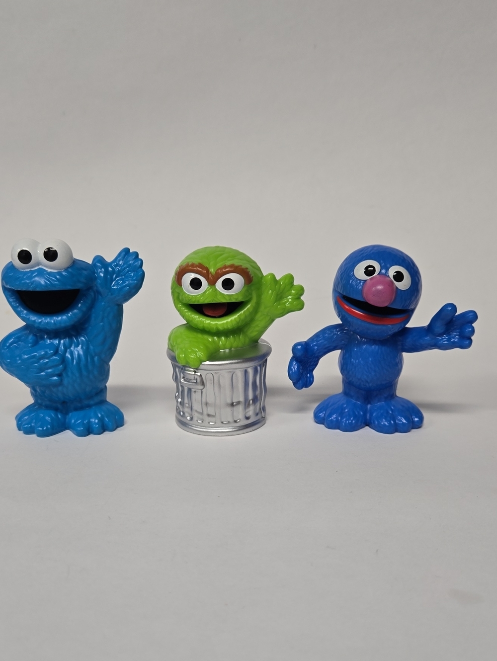 2013 Sesame Workshop x Hasbro Sesame Street Mini Characters Set Of 3 EUC 3"x2.5"